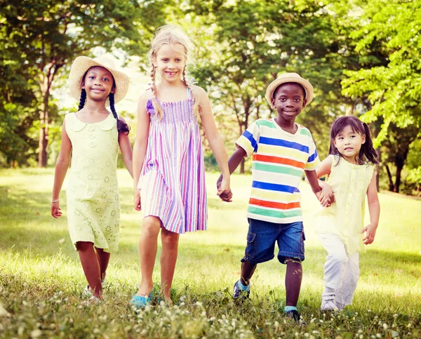 Multiethnic children outdoors — Stock Photo, Image