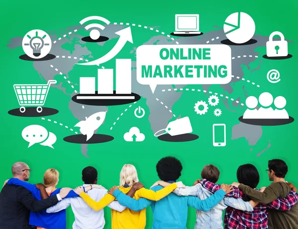 Różnorodność osób i online marketing — Zdjęcie stockowe