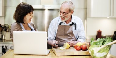 Çifte yemek yemek mutfak