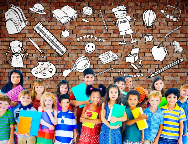 Adorabili bambini sorridenti — Foto Stock