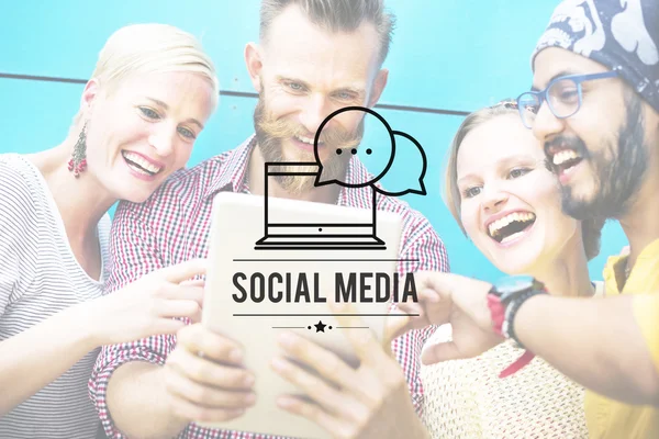Sociala medier sociala nätverk teknik anslutning koncept — Stockfoto