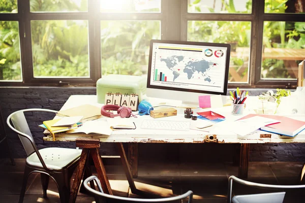 Lugar de trabajo en la oficina —  Fotos de Stock