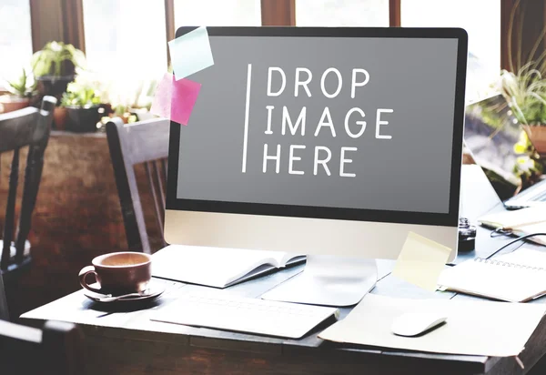 Computador com lugar para texto — Fotografia de Stock