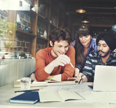 Toplantı mı insanlar