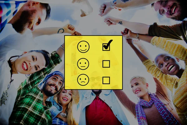 Grupo de personas y evaluar el concepto de evaluación — Foto de Stock