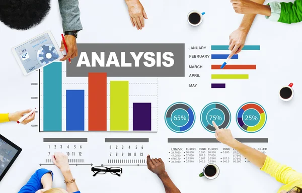 Analysis, analyzing information concept — Stock Photo, Image