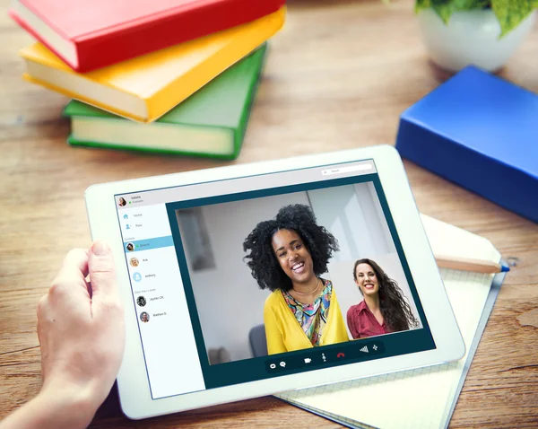 Woman holding digital tablet — Stock Photo, Image