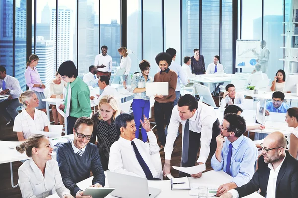 Equipe de negócios trabalhando juntos — Fotografia de Stock