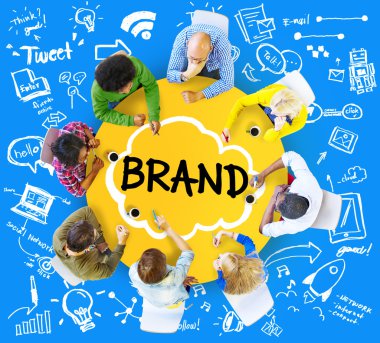 Bir grup insan birlikte çalışma 