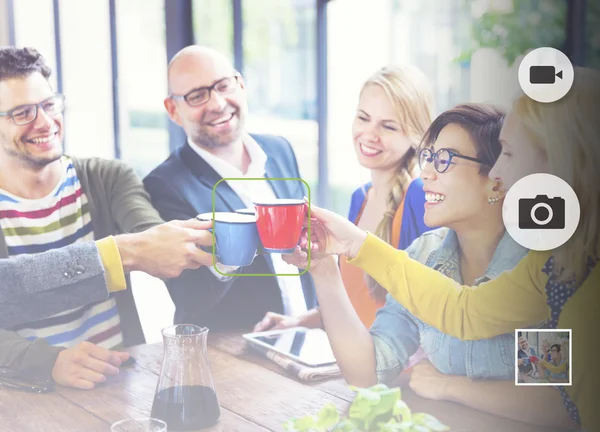 Business people drinking coffee — Stock Photo, Image