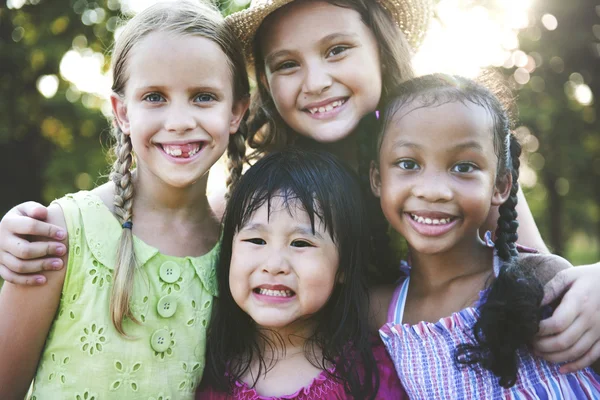 Multi ethnic children outdoors — Stock Photo, Image