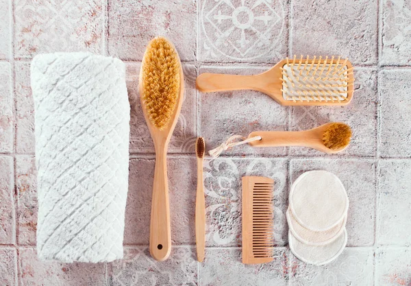 Variedad Spa accesorios naturales herramientas para cara y cuerpo. Conjunto de baño ecológico concepto de cero residuos. —  Fotos de Stock