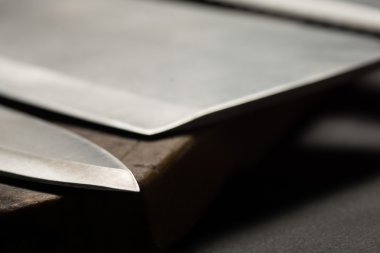 Paslanmaz çelik mutfak bıçakları.