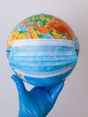 Gezegeni görüş alanındaki covid-19 'dan kurtarın. Doktorlar bir aşı deneyi icat ettiler. Virüs dünya nüfusunu korumak için mutasyona uğruyor. 