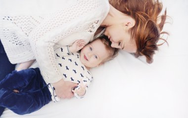 Şirin Bebek oğlu ile mutlu bakım anne