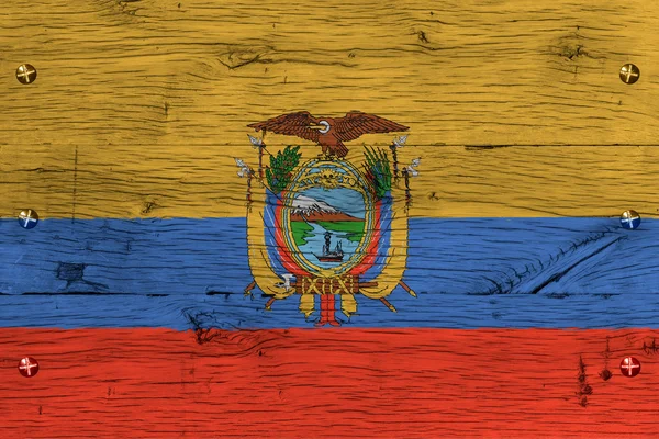 Bandeira nacional do Equador pintado madeira de carvalho velho preso — Fotografia de Stock