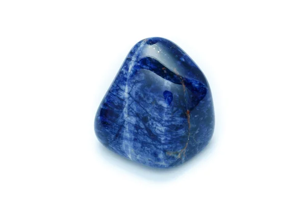 Sodalite primo piano sfondo bianco — Foto Stock