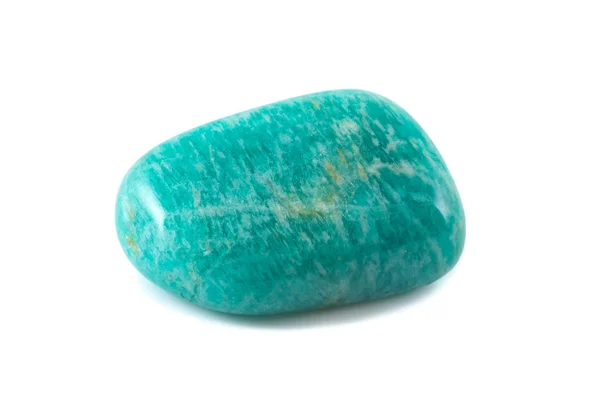 흰색 배경 amazonite 가까이 — 스톡 사진