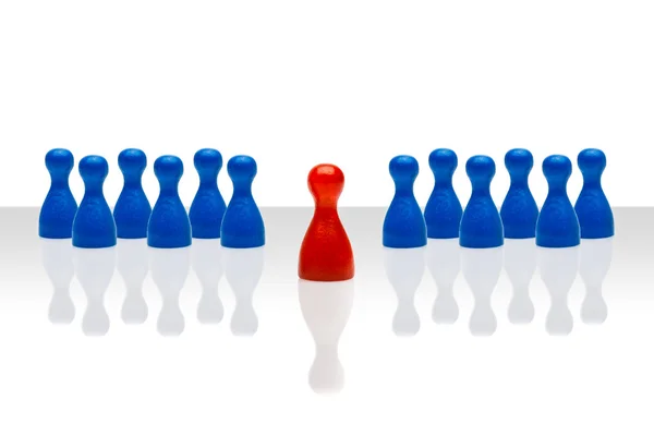 Conceito de negócio liderança frente gradiente azul vermelho — Fotografia de Stock