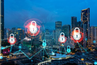 Parlayan Padlock hologramı, Kuala Lumpur, Malezya, Asya 'nın gece panoramik şehir manzarası. KL şirketlerini korumak için siber güvenlik kavramı. Çift pozlama.
