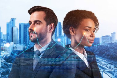 MBA mezuniyetinden sonra çok uluslu şirket takımındaki iki meslektaş kariyer fırsatları hayal ediyor. Şirket finans fonunda ticaret. Eski çizelge. Kuala Lumpur. Çift pozlama.