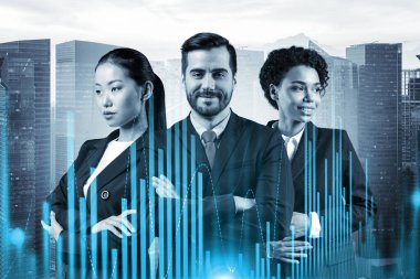 Yeni risk sermayesi ve yüksek teknoloji üzerinde çalışan bir grup iş arkadaşı riskleri tahmin etmeye ve olası kazanç artışlarını tahmin etmeye çalışıyor. Singapur arkaplanının hologram şeması.