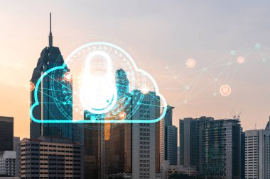 Asya, Malezya, Kuala Lumpur 'un günbatımı panoramik şehir manzarasında Padlock' un hologramı. KL 'deki siber güvenlik istihbaratı kavramı. Çoklu pozlama.