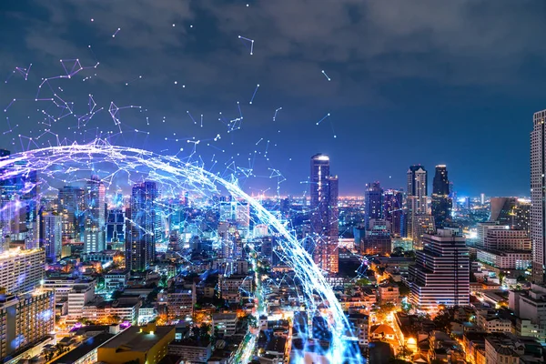 Soyut teknoloji simgeleri, Bangkok, Asya 'nın gece panoramik şehir manzarası. Uluslararası iş sürecini optimize etmek için yenilikçi yaklaşım kavramı. Çift pozlama.