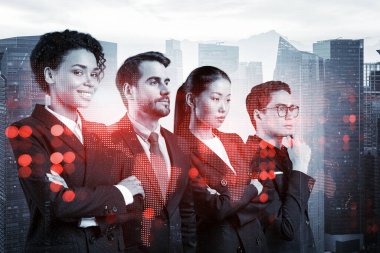 İş amaçlarına ulaşmak için sosyal medya pazarlama stratejisi üzerinde çalışan bir grup SMM uzmanı. Singapur arkaplanı üzerinde hologram simgeleri.