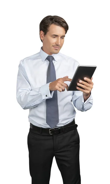 Zakenman in shirt en das met tablet geïsoleerd over witte achtergrond — Stockfoto