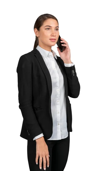 Affärskvinna i svart kostym med telefon isolerad över vit bakgrund — Stockfoto