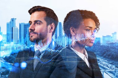 MBA mezuniyetinden sonra çok uluslu şirket takımındaki iki meslektaş kariyer fırsatları hayal ediyor. Şirket finans fonunda ticaret. Eski çizelge. Kuala Lumpur. Çift pozlama.