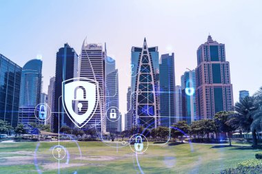 Panoramik manzaralı gökdelenler. Dubai Emirliğinin başkentinin modern şehri. Finansal hizmetler merkezi. Bilgi güvenliği kavramı. Kilit simgesi. Çift pozlama.