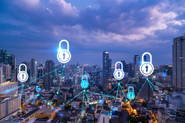 Parlayan Padlock hologramı, Bangkok, Asya 'nın gece panoramik şehir manzarası. Şirketleri korumak için siber güvenlik kavramı. Çift pozlama.