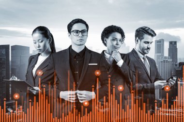 Yeni risk sermayesi ve yüksek teknoloji üzerinde çalışan bir grup iş arkadaşı riskleri tahmin etmeye ve olası kazanç artışlarını tahmin etmeye çalışıyor. Singapur arkaplanının hologram şeması.