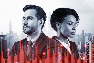 MBA mezuniyetinden sonra çok uluslu şirket takımındaki iki meslektaş kariyer fırsatları hayal ediyor. Şirket finans fonunda ticaret. Eski çizelge. Kuala Lumpur. Çift pozlama.