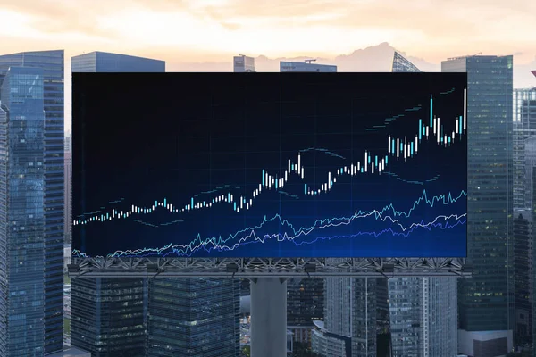 ビルボード上でFOREXグラフホログラムを成長させ、日没時にシンガポールの空中パノラマの街並み。東南アジアにおける株式・債券取引。ファンド・マネジメントの考え方. — ストック写真
