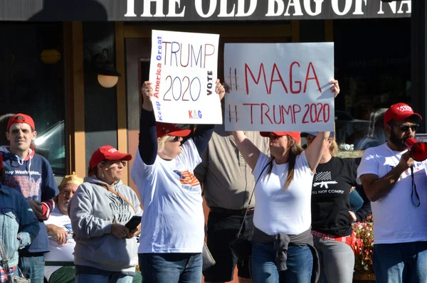 Westerville Ohio Października 2019 Zwolennicy Protestujący Kandydaci Polityczni Zderzają Się — Zdjęcie stockowe