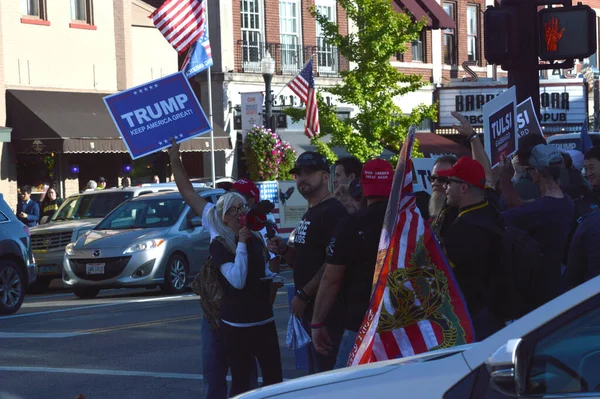 Westerville Ohio Oktober 2019 Politieke Kandidaat Aanhangers Demonstranten Buurt Van — Stockfoto