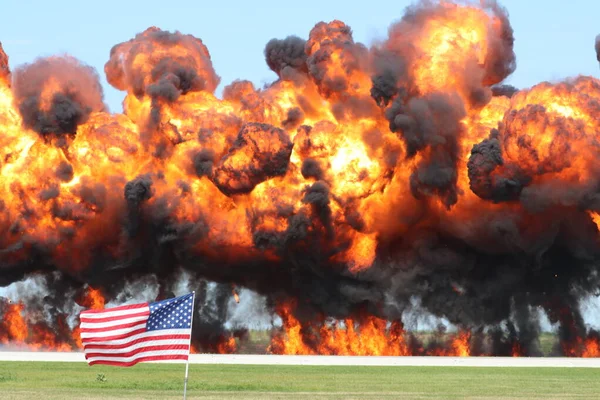 Cleveland Usa August 2019 Cleveland National Air Show Wall Fire — Stock Photo, Image