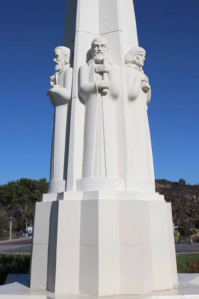 Los Angeles Ekim 2020 Griffith Park Gözlemevi Astronomlar Anıtı Rakamları — Stok fotoğraf