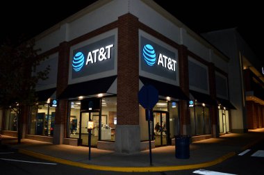 Columbus, OH - 25 Temmuz 2017: AT & T mağazası. Ülke çapında 2 bin 200 'den fazla AT & T mağazası var.