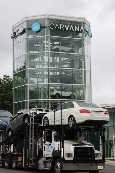 Gaithersburg Juni 2021 Carvana Auto Dealership — Stockfoto