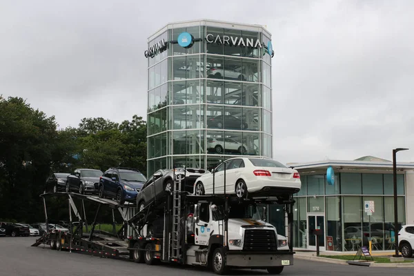 Gaithersburg 2021 Június Carvana Auto Dealership — Stock Fotó