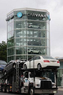 Gaithersburg MD, 26 Haziran 2021 Carvana Oto galerisi