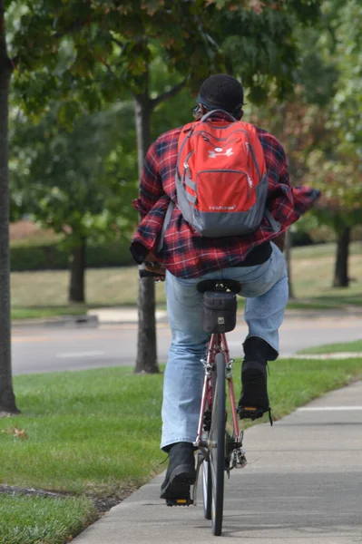 Columbus Ohio October 2019 Young Man Riding Bike Bike Pack — Photo