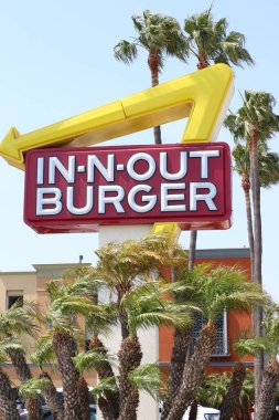 Lawndale CA Sept 15, 2020 In-N-Out Burger, Amerika Birleşik Devletleri 'nin yerel fast food restoranları zinciri..