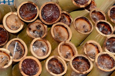 Bambu eklem ünlü Tayland gıda yapışkan pirinç kavrulmuş