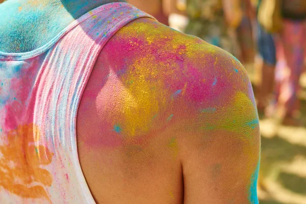 Men Shoulder Colorful Paints Holi Festival — Stock Photo, Image