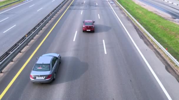 Autobahn, Überführung. Autobahn, Autos — Stockvideo